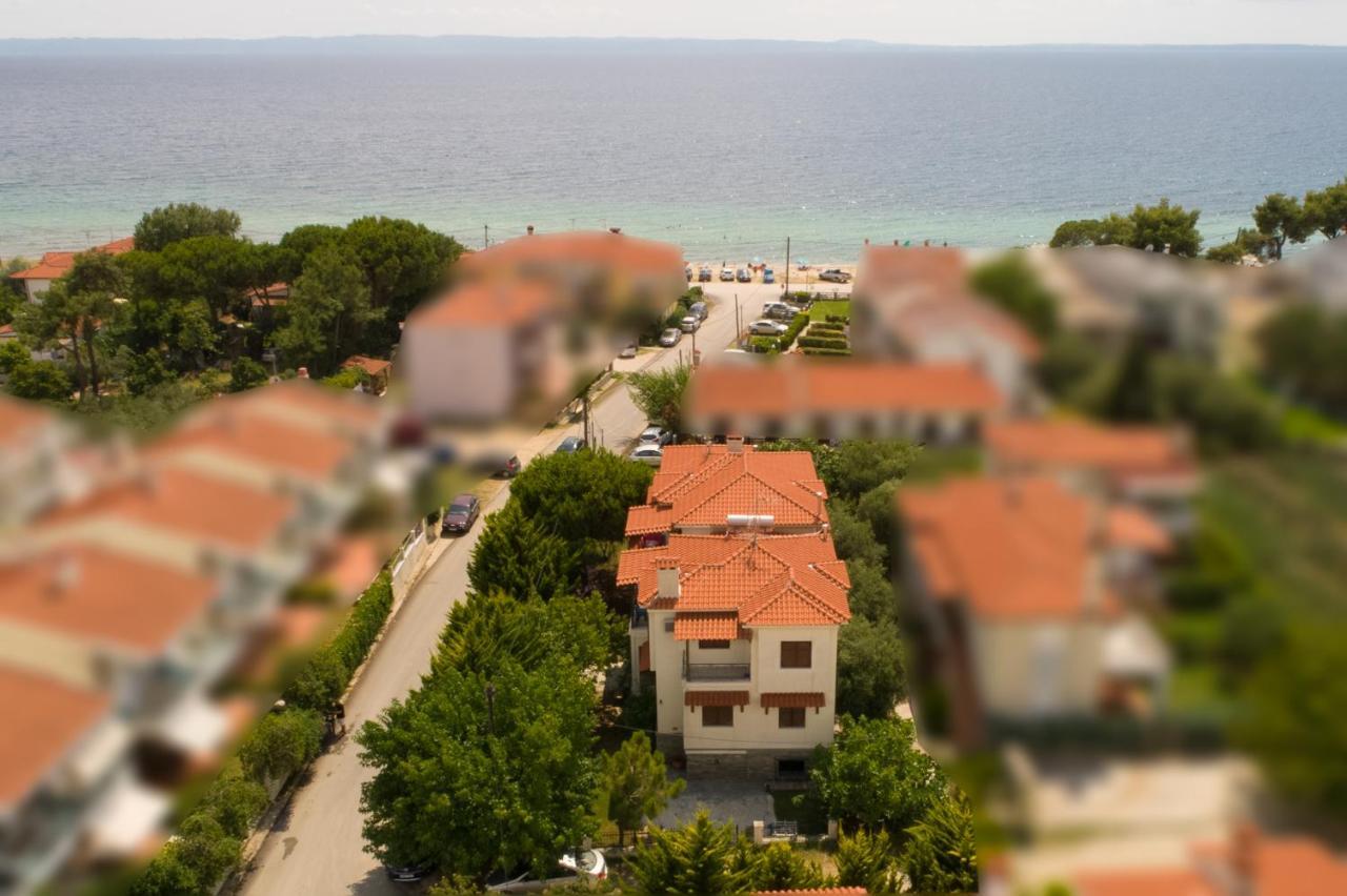 Seasidelongo Houses 1 Min From The Beach Of Nikiti Exterior photo