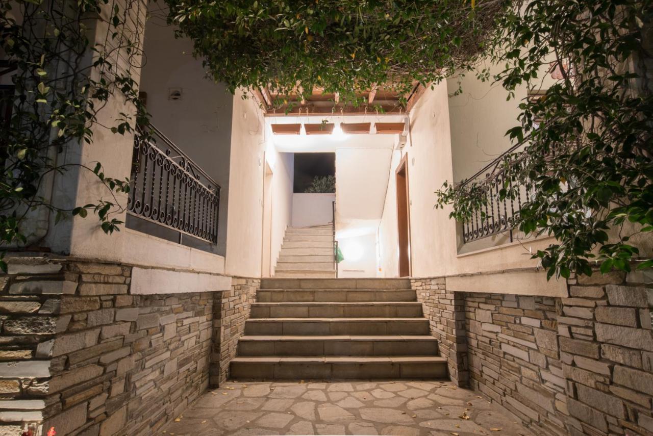 Seasidelongo Houses 1 Min From The Beach Of Nikiti Exterior photo
